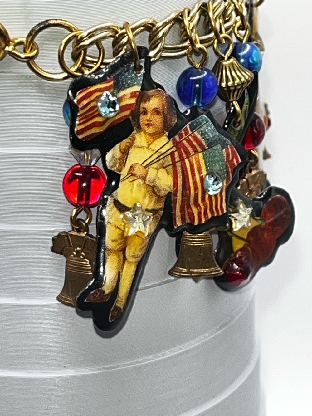RARE!! Designs From The Deep decoupage Patriotic Americana Charm Bracelet - Picture 8 of 16